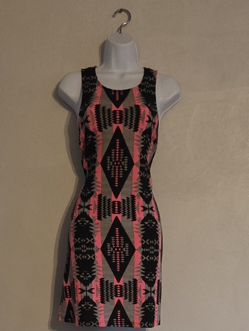 Sleeveless Pink and Black Geometric Sheath Dress